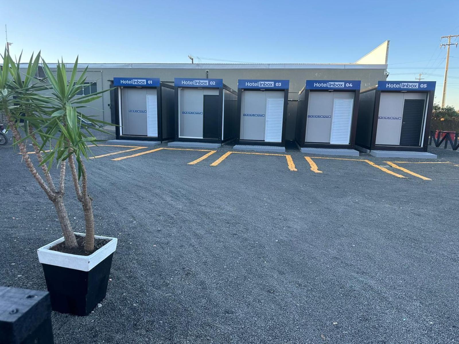 Hotel In Box - Parada Benedita 伊拉蒂 外观 照片